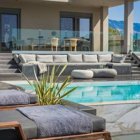 Villa Royal *
